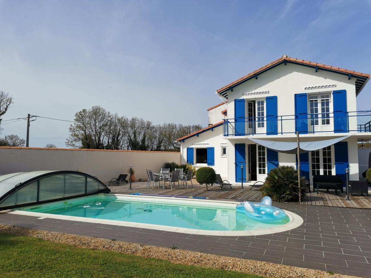 Maison De Campagne Proche Des Plages Saint-Romain-de-Benet Exterior foto